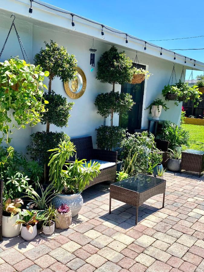Private Heated Pool Oasis Pet-Friendly Retreat Short Or Long Stays Sleeps 2-8 Ppl Pompano Beach Eksteriør billede
